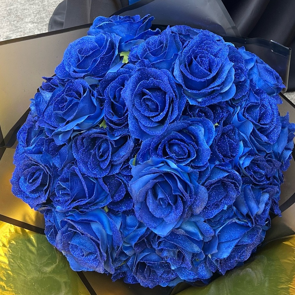 Blue Rose Bouquet